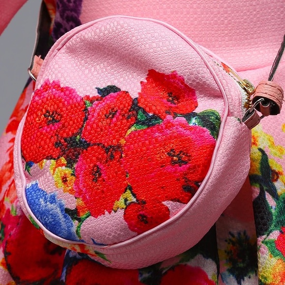 Boutique Princess Floral Cute Dress with Bag set - Picture 5 of 5